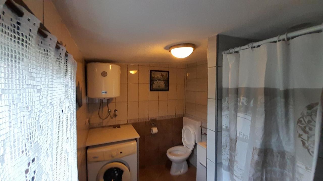 La Prairie Villa Korenica Exteriör bild